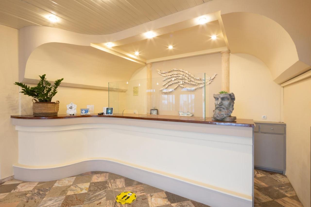 Aurora Beach Hotel Άγιος Ιωάννης Περιστερών Εξωτερικό φωτογραφία